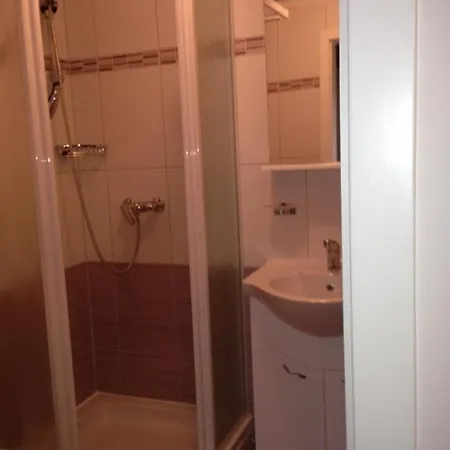 Grof بيت ضيافة