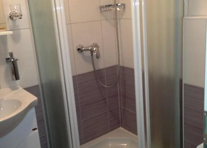 Grof 게스트하우스